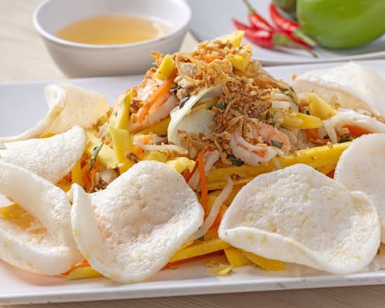 Gỏi Xoài Tôm Gà 芒果鮮蝦仁雞絲沙津 Salad